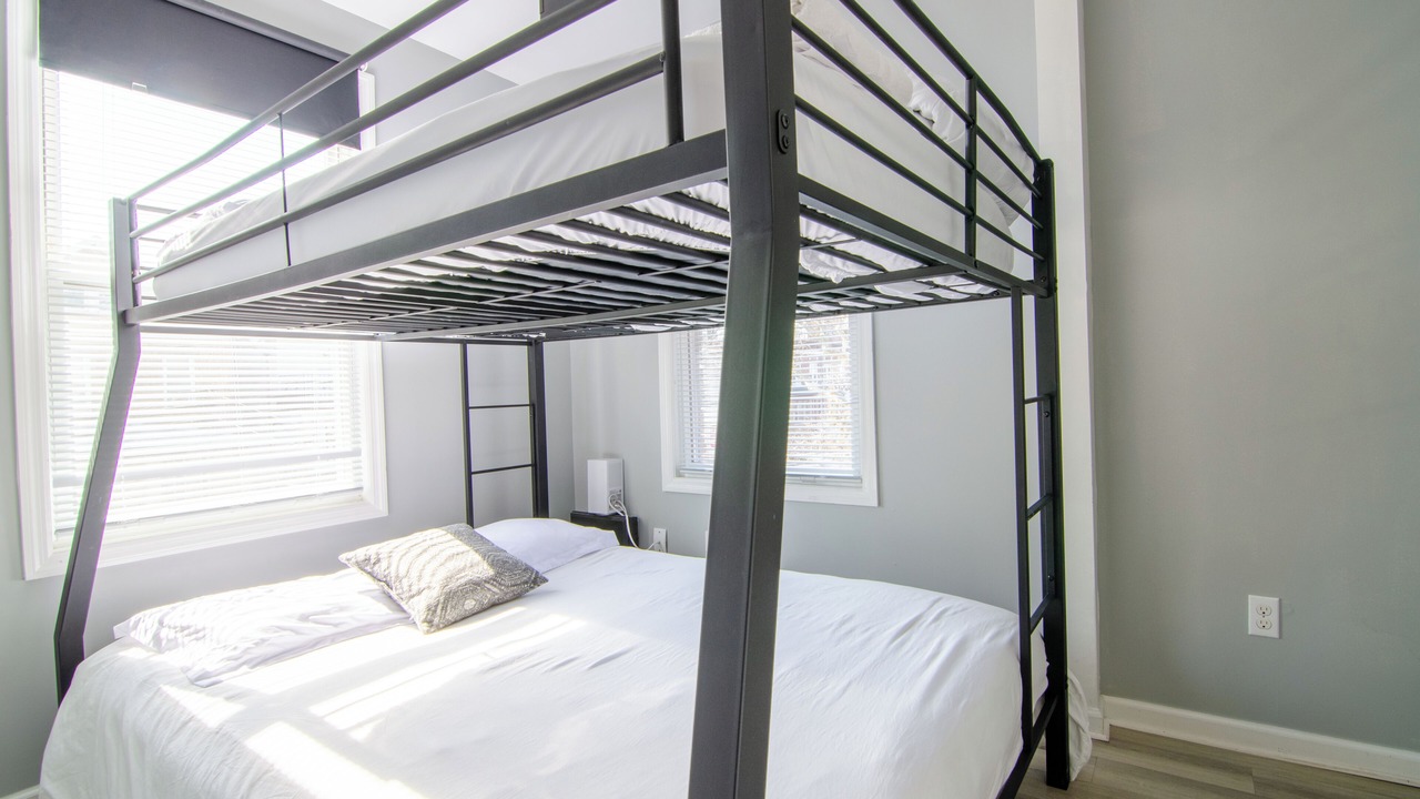 Photo of Bedroom in North Bergen