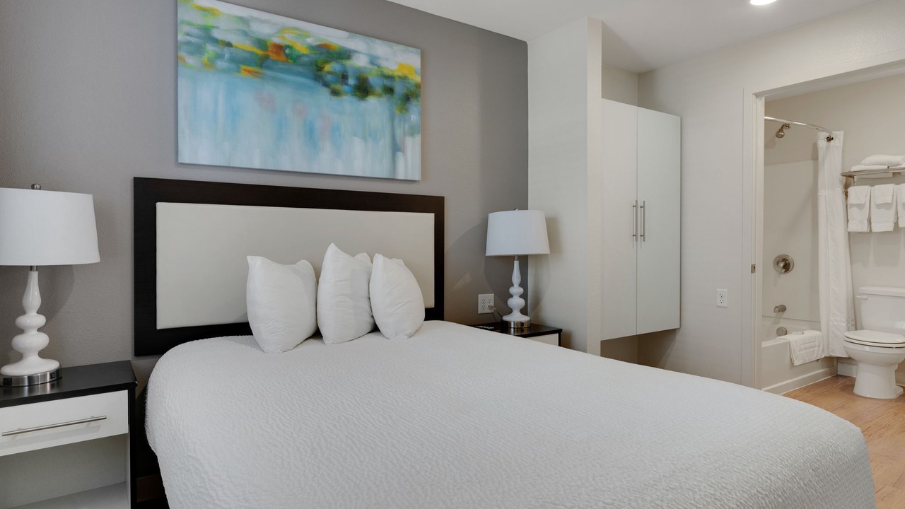 Photo of Bedroom in Far North Central