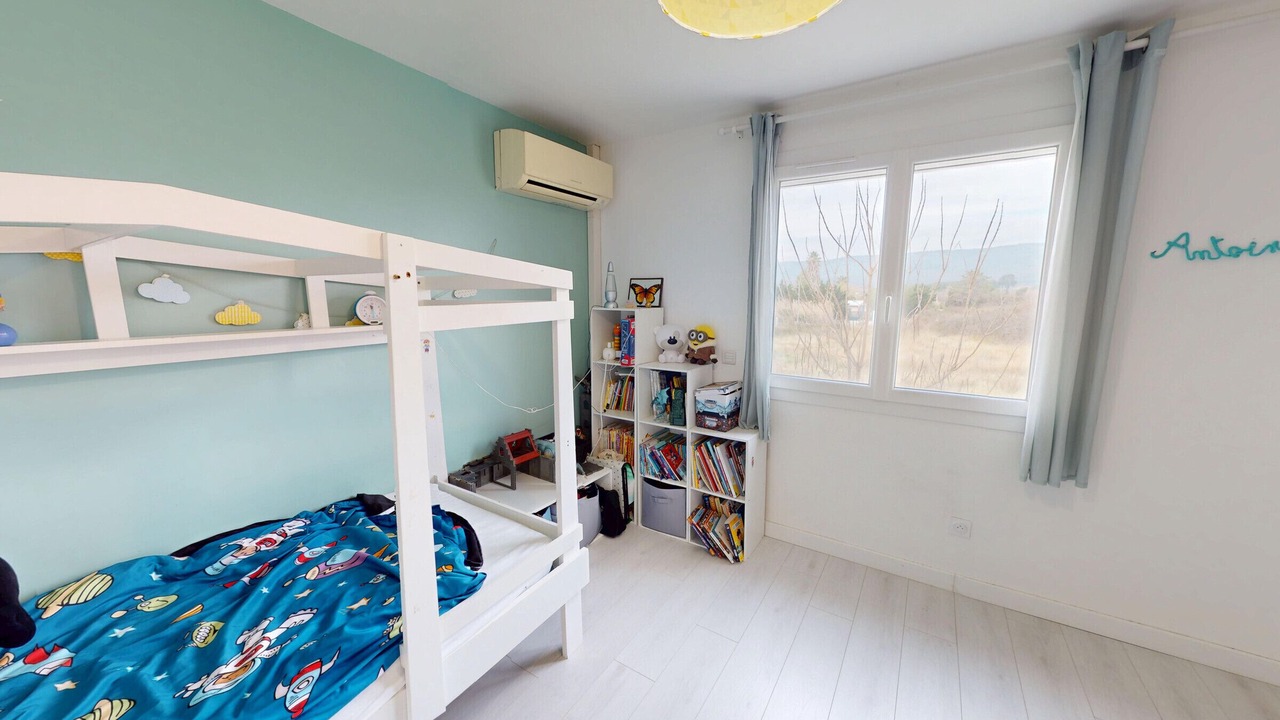 Photo of Bedroom in Vic-la-Gardiole