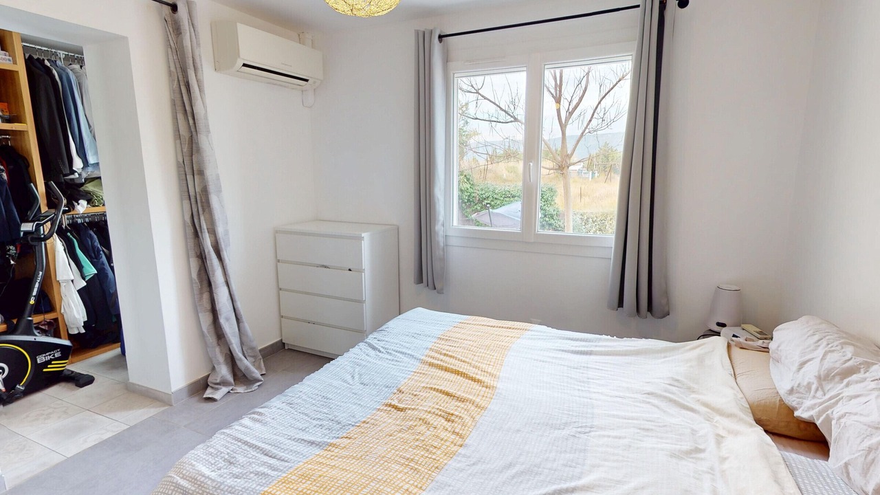 Photo of Bedroom in Vic-la-Gardiole