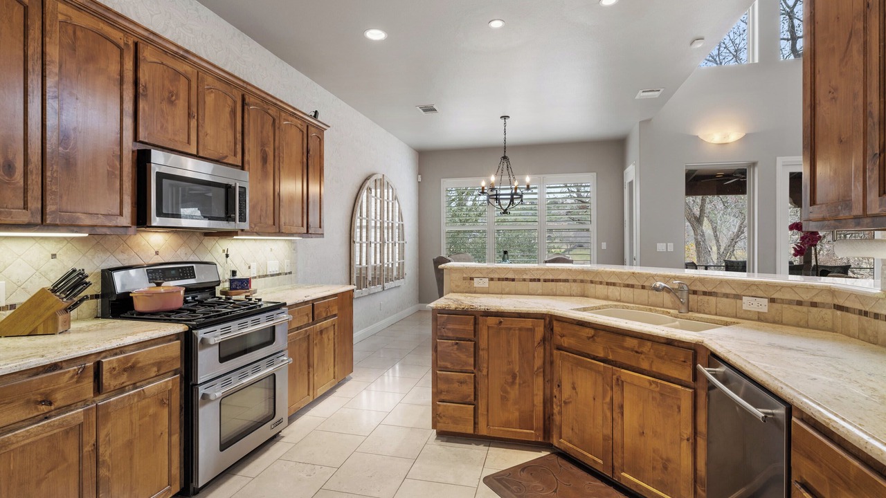 Photo of Kitchen in Apache Shores