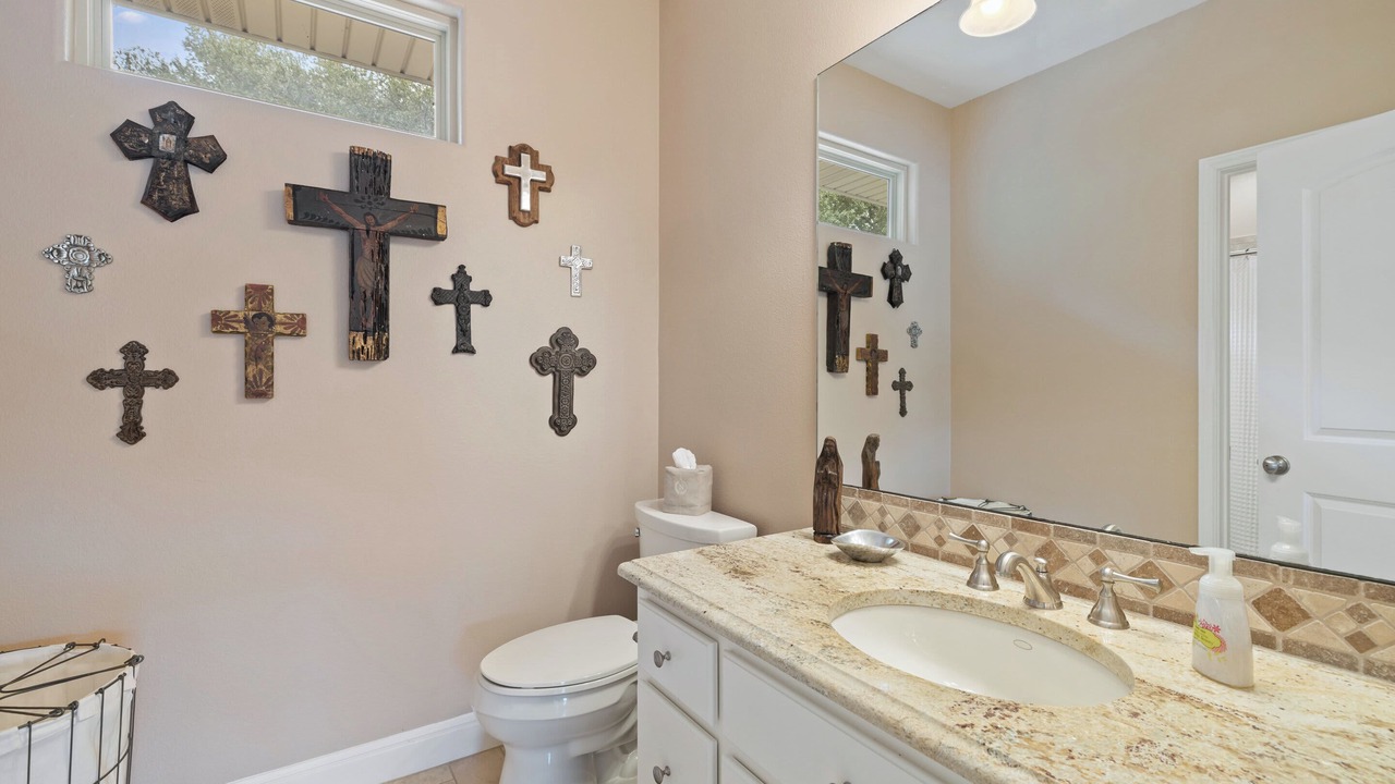 Photo of Bathroom in Apache Shores