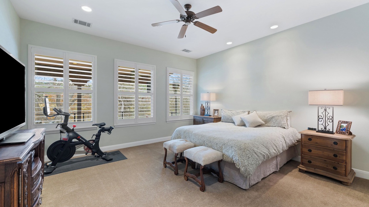 Photo of Bedroom in Apache Shores