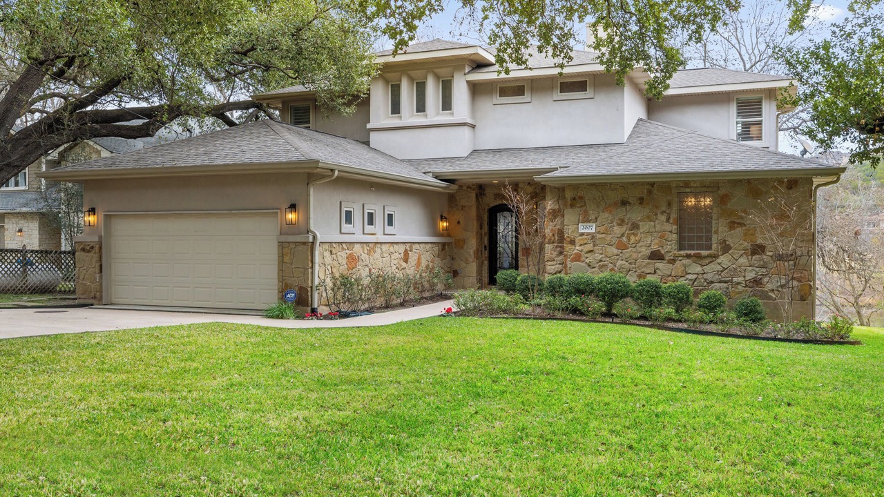 Photo of Outdoor in Apache Shores