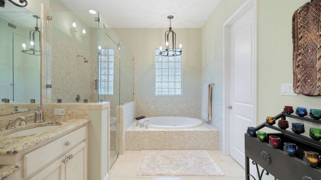 Photo of Bathroom in Apache Shores
