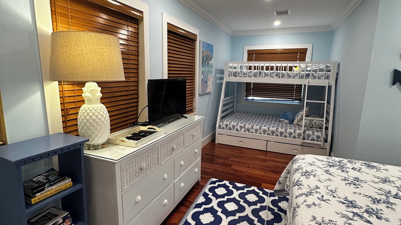 Photo of Bedroom in Sugarloaf Key