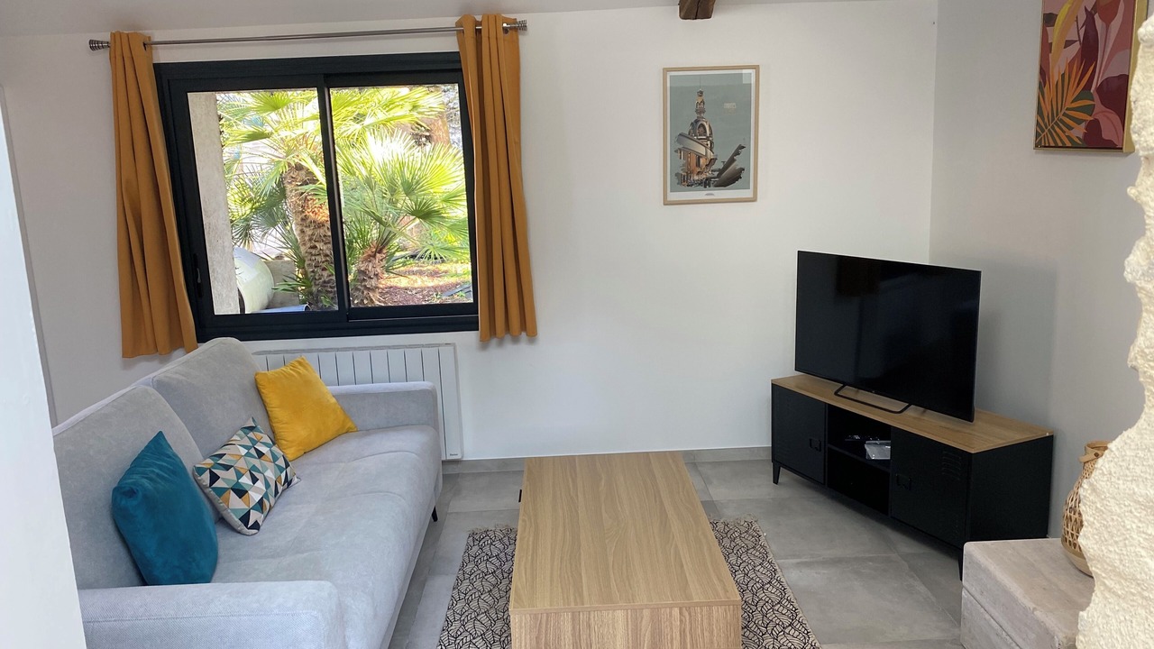 Photo of Livingroom in Malville