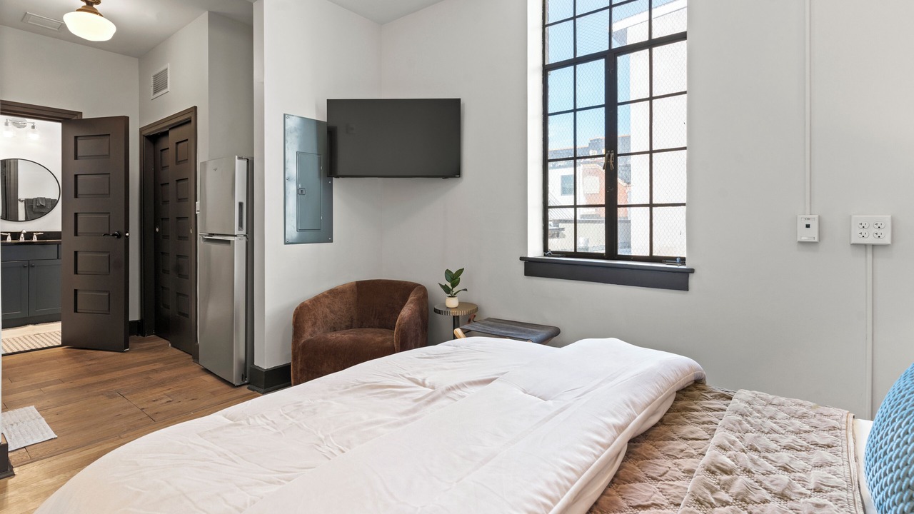 Photo of Bedroom in Newark