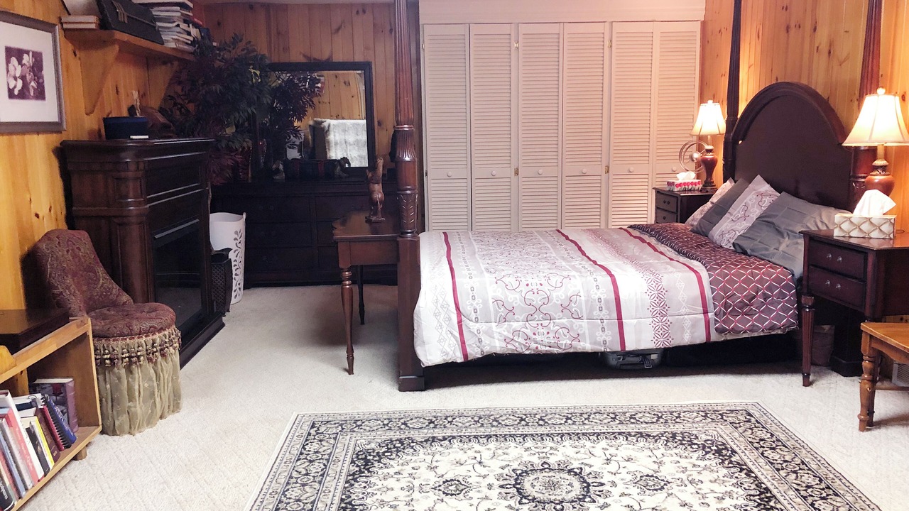 Photo of Bedroom in Sainte-Marguerite-du-Lac-Masson