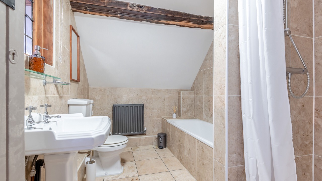 Photo of Bathroom in Reading