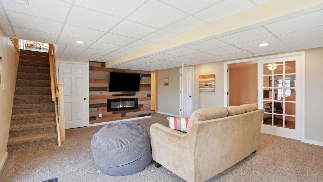 Photo of Livingroom in Norwalk