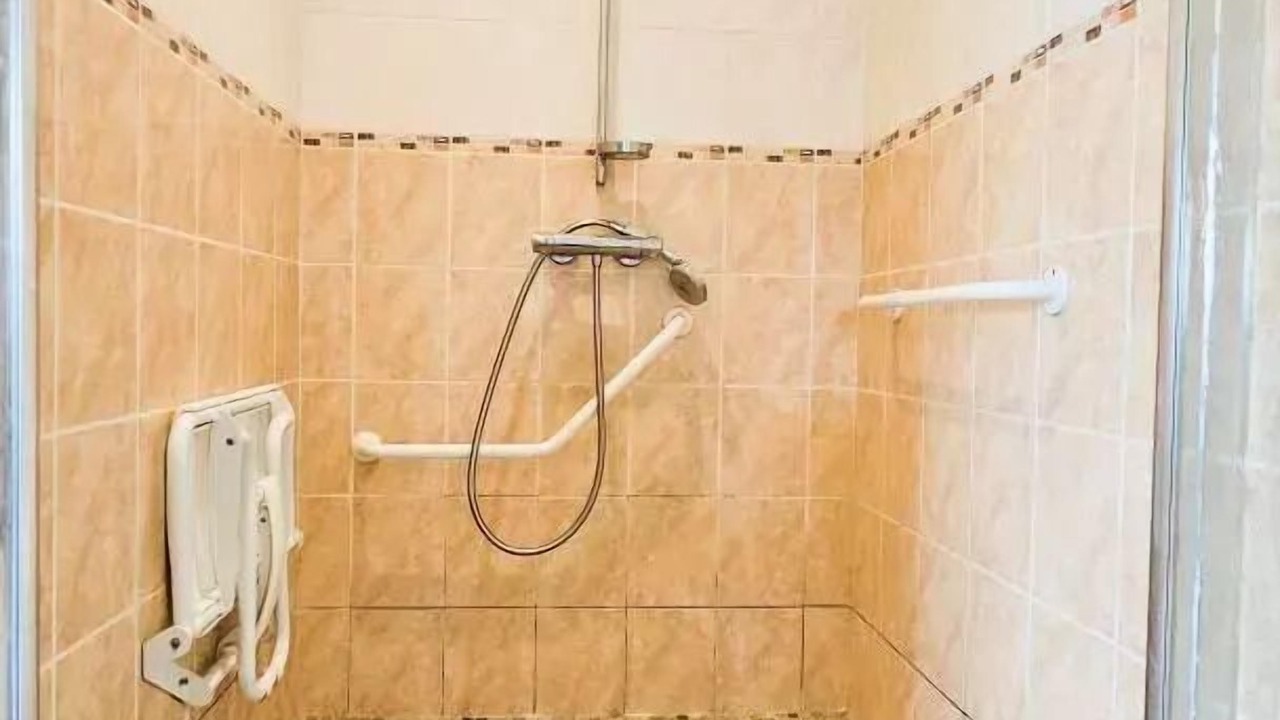 Photo of Bathroom in Aix