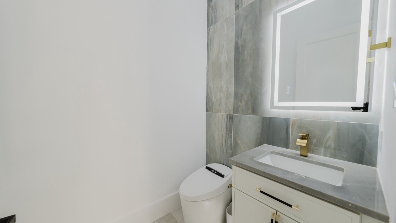 Photo of Bathroom in Frisco