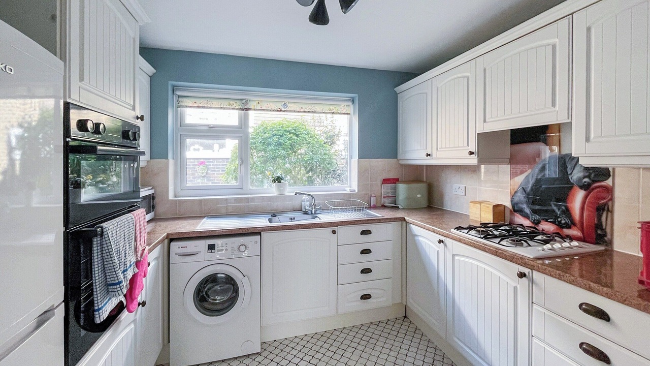 Photo of Others in Dorking