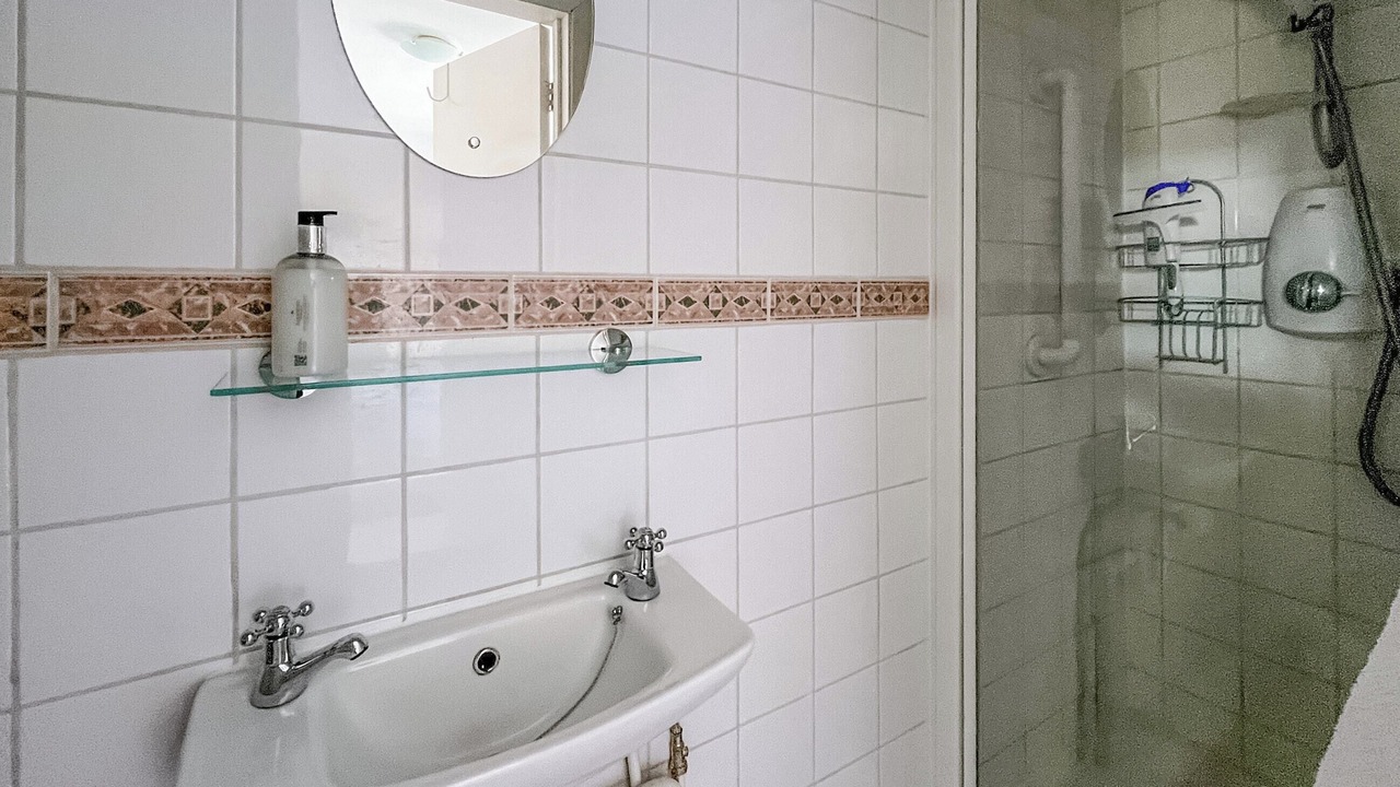 Photo of Bathroom in Dorking