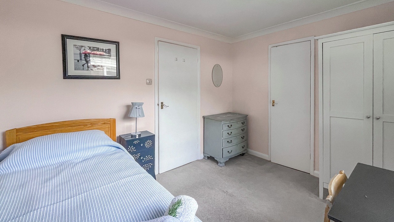 Photo of Others in Dorking