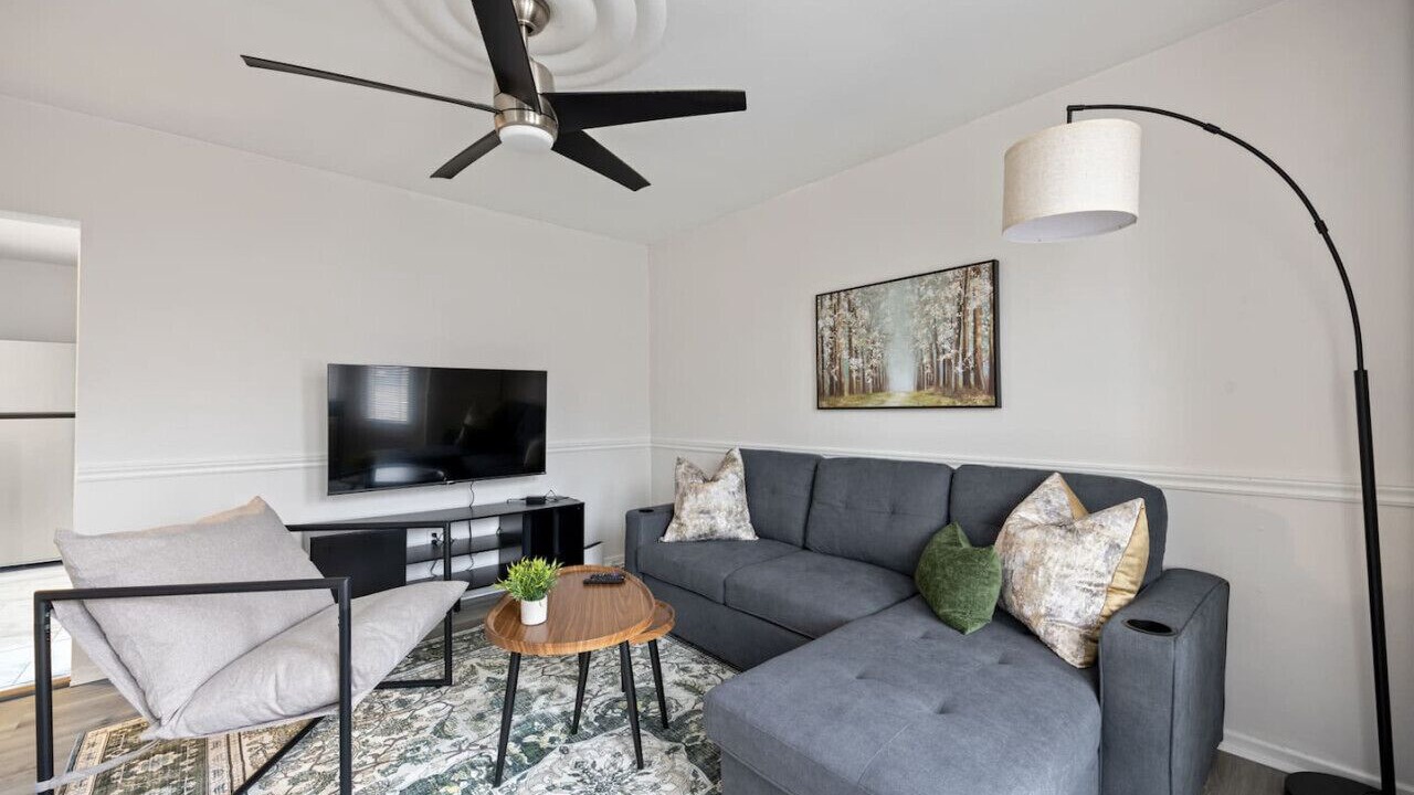 Photo of Livingroom in Walkerville