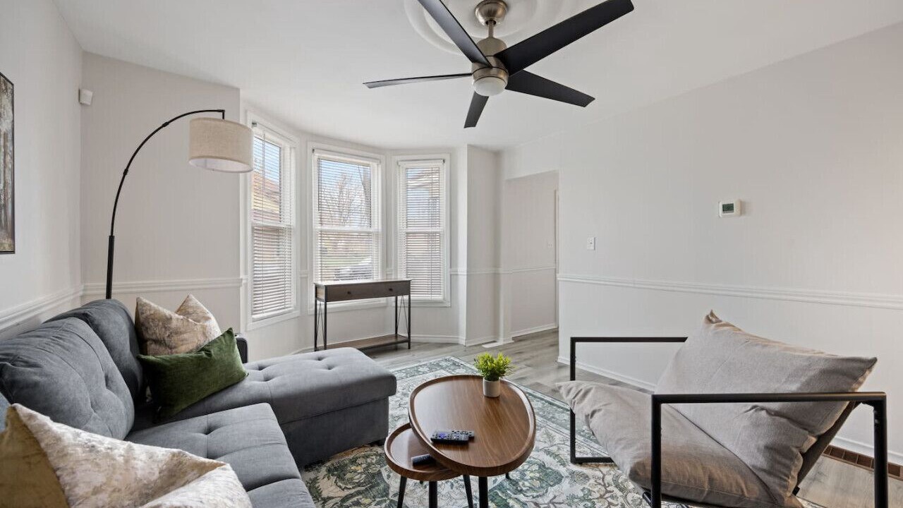 Photo of Livingroom in Walkerville