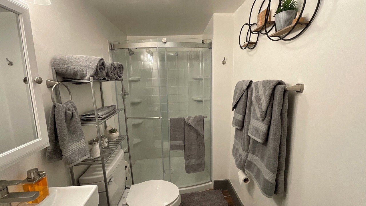 Photo of Bathroom in Idlewild