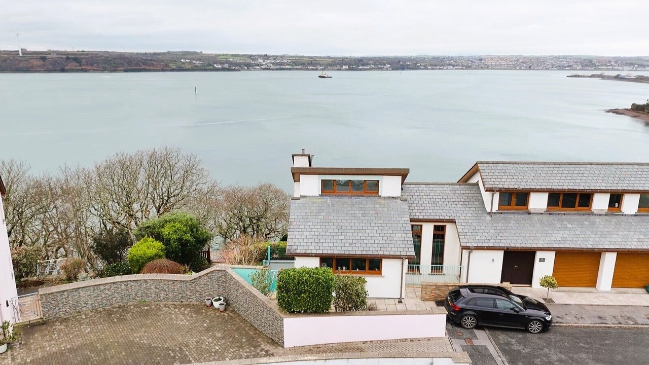 Photo of Outdoor in Pembroke Dock