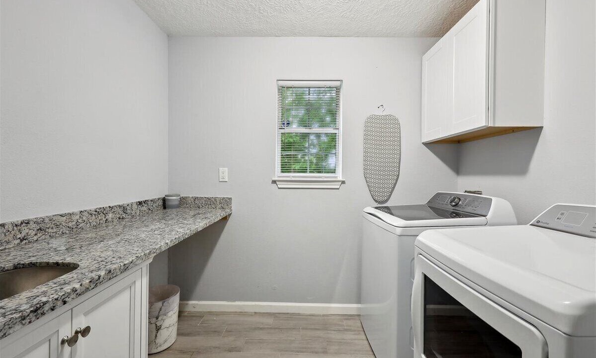 Photo of Bedroom in Lakeview  Jefferson County
