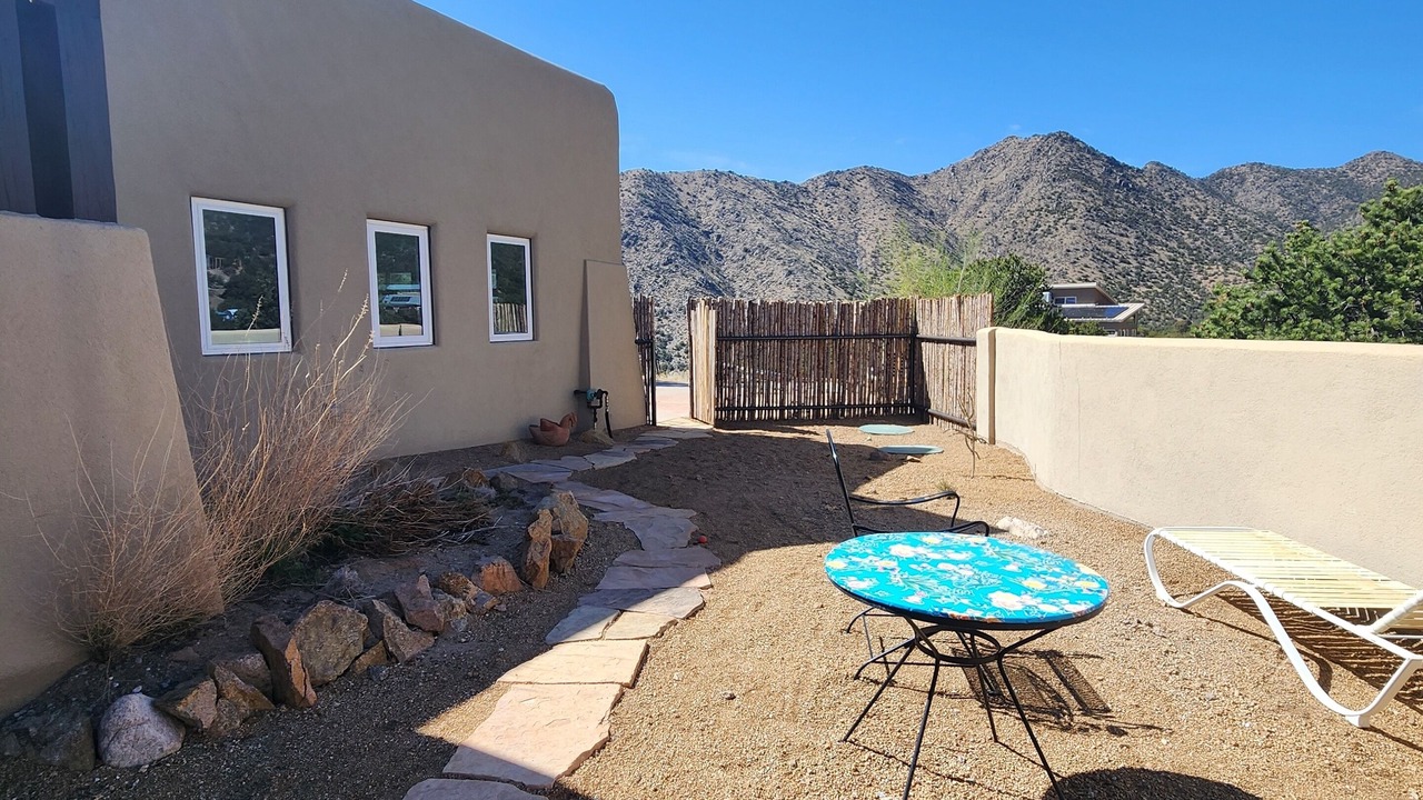 Photo of Patio Balcony in Placitas