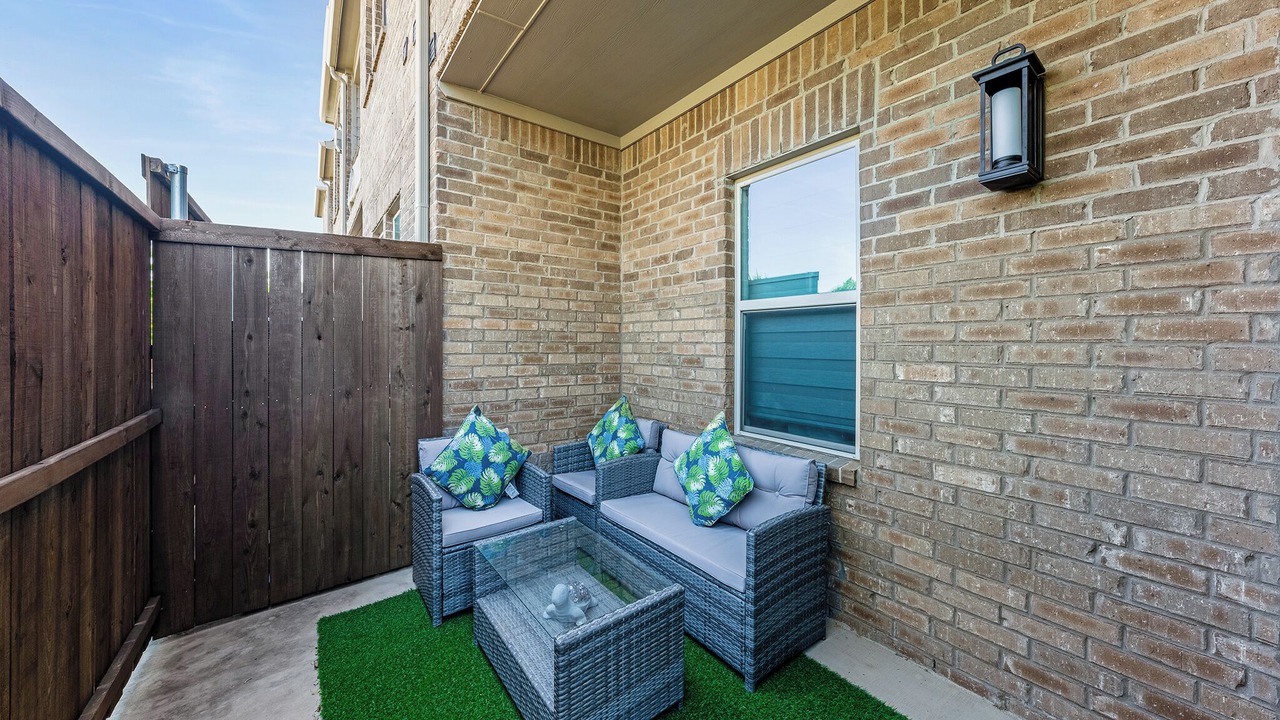 Photo of Patio Balcony in Lewisville