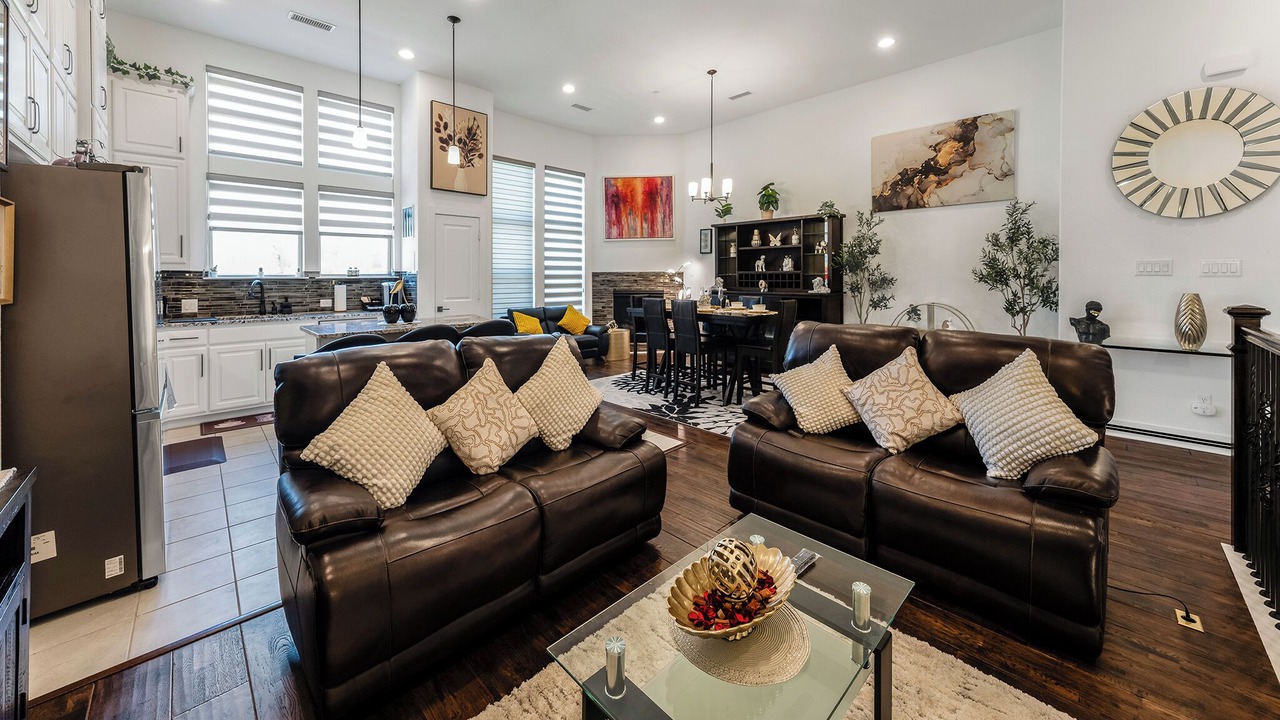 Photo of Livingroom in Lewisville