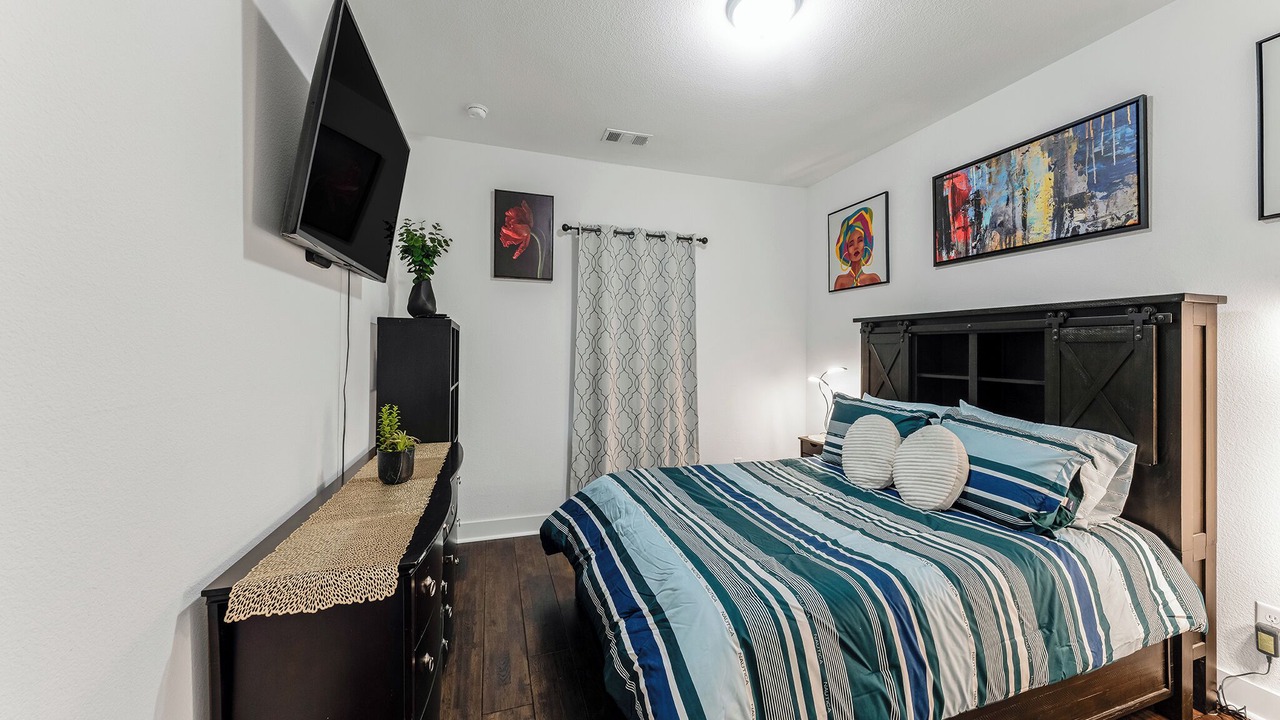 Photo of Bedroom in Lewisville