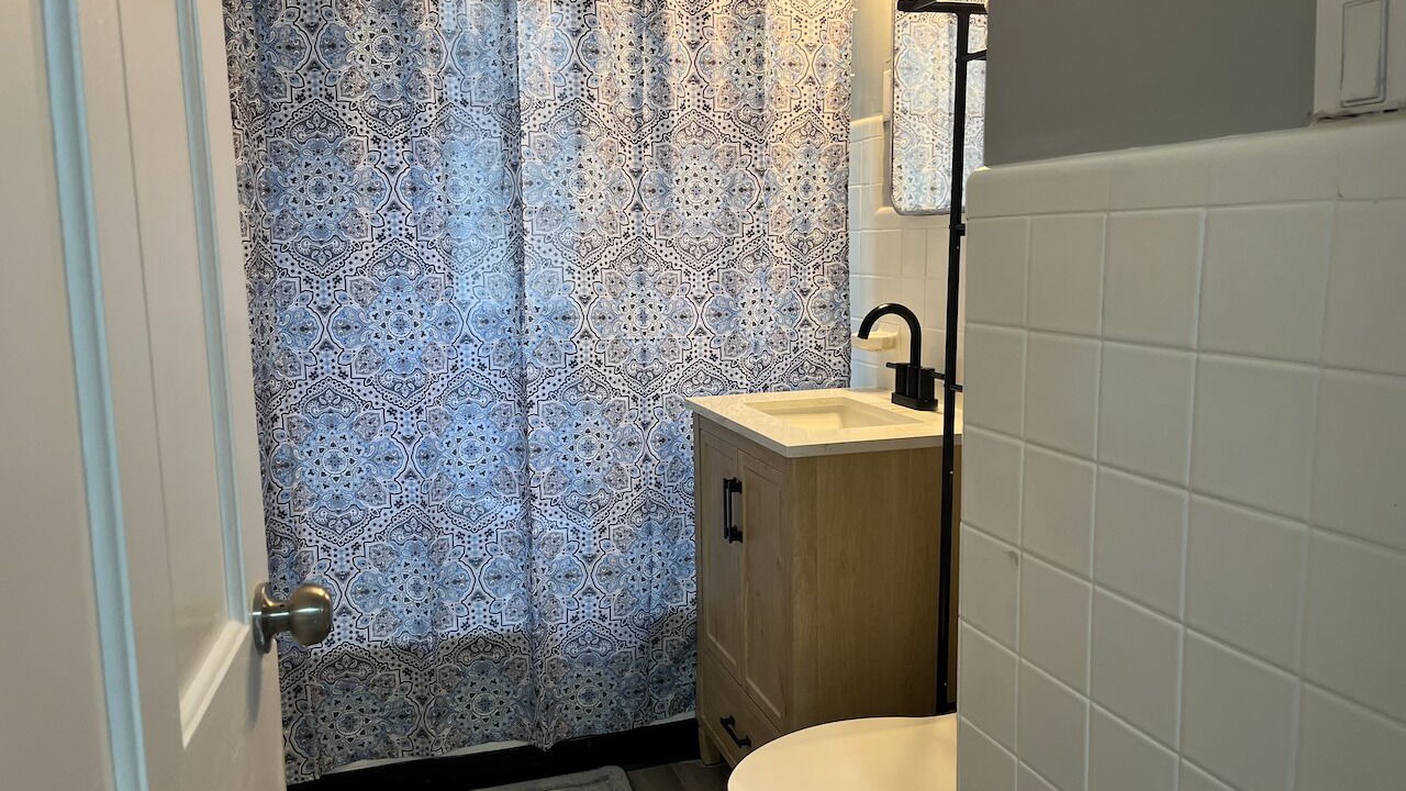Photo of Bathroom in Mount Vernon