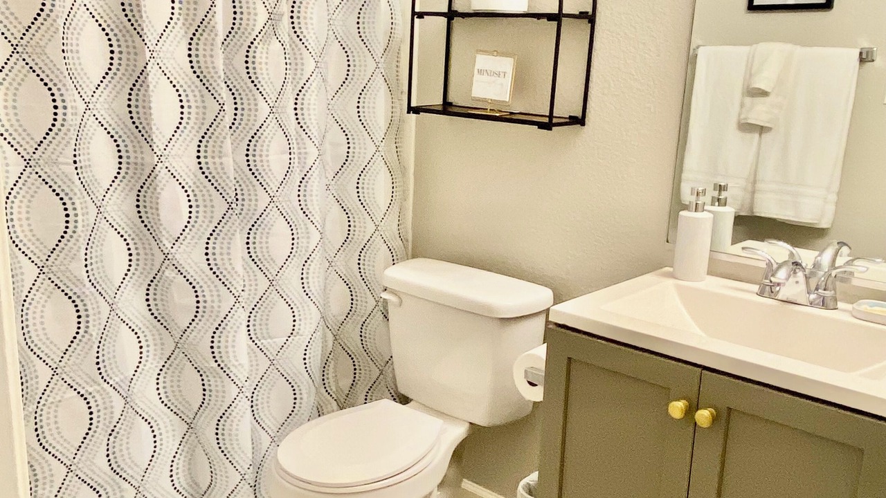 Photo of Bathroom in Chandler Creek