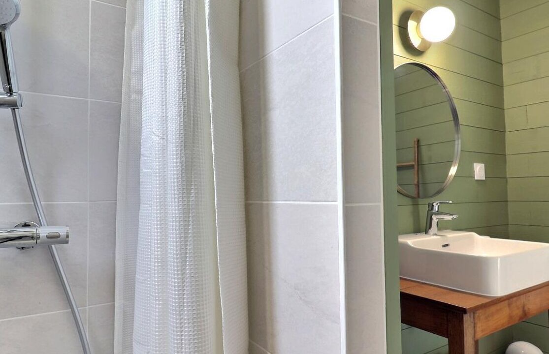 Photo of Bathroom in Poce-les-Bois