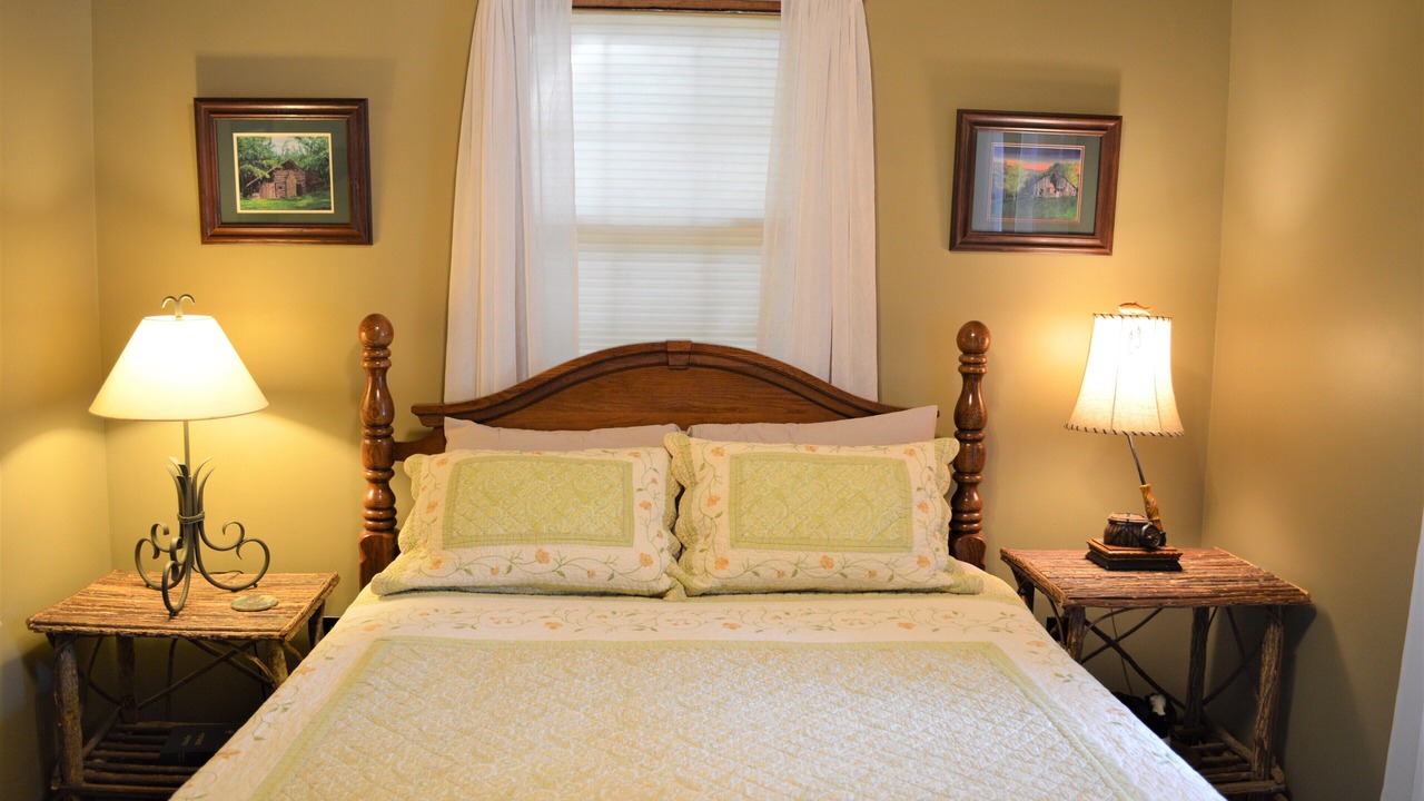 Photo of Bedroom in Flippin