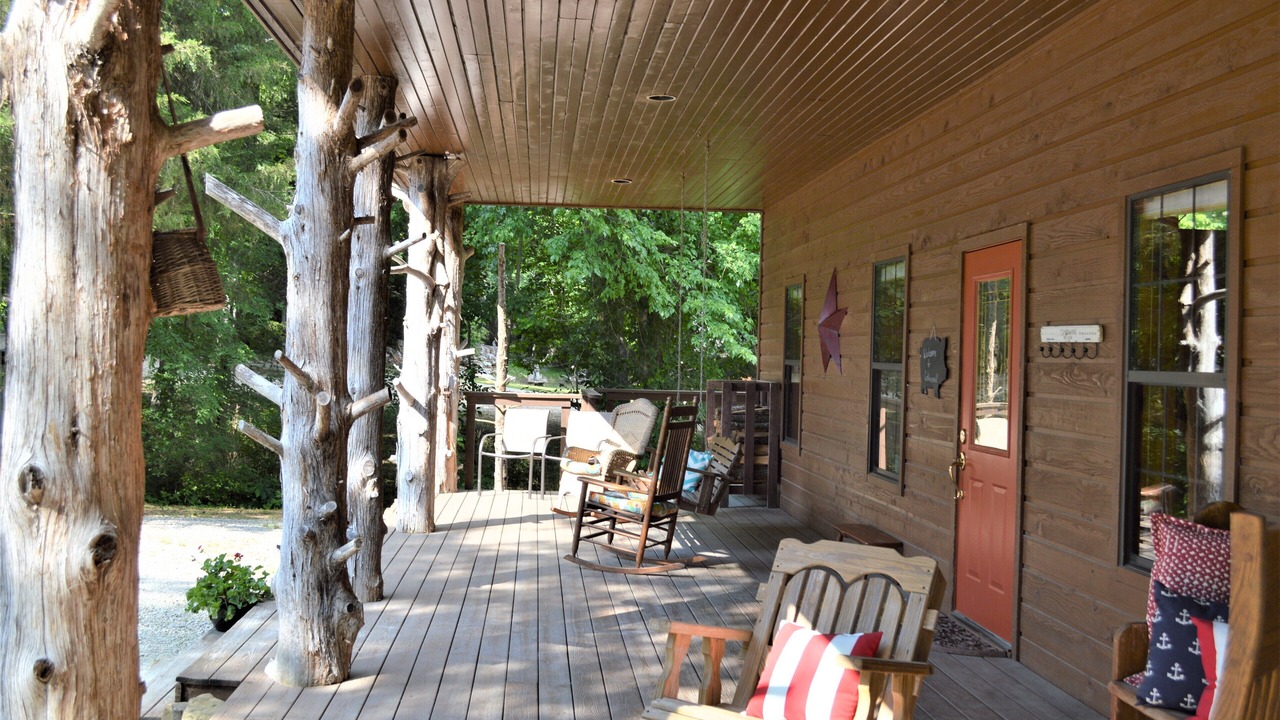 Photo of Patio Balcony in Flippin