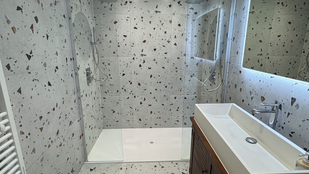 Photo of Bathroom in Bayeux