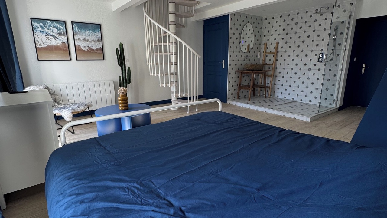 Photo of Bedroom in Bayeux