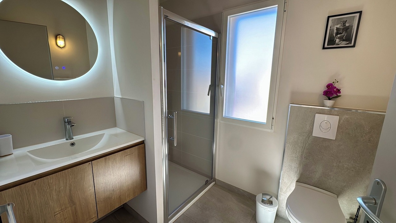 Photo of Bathroom in Balaruc-les-Bains