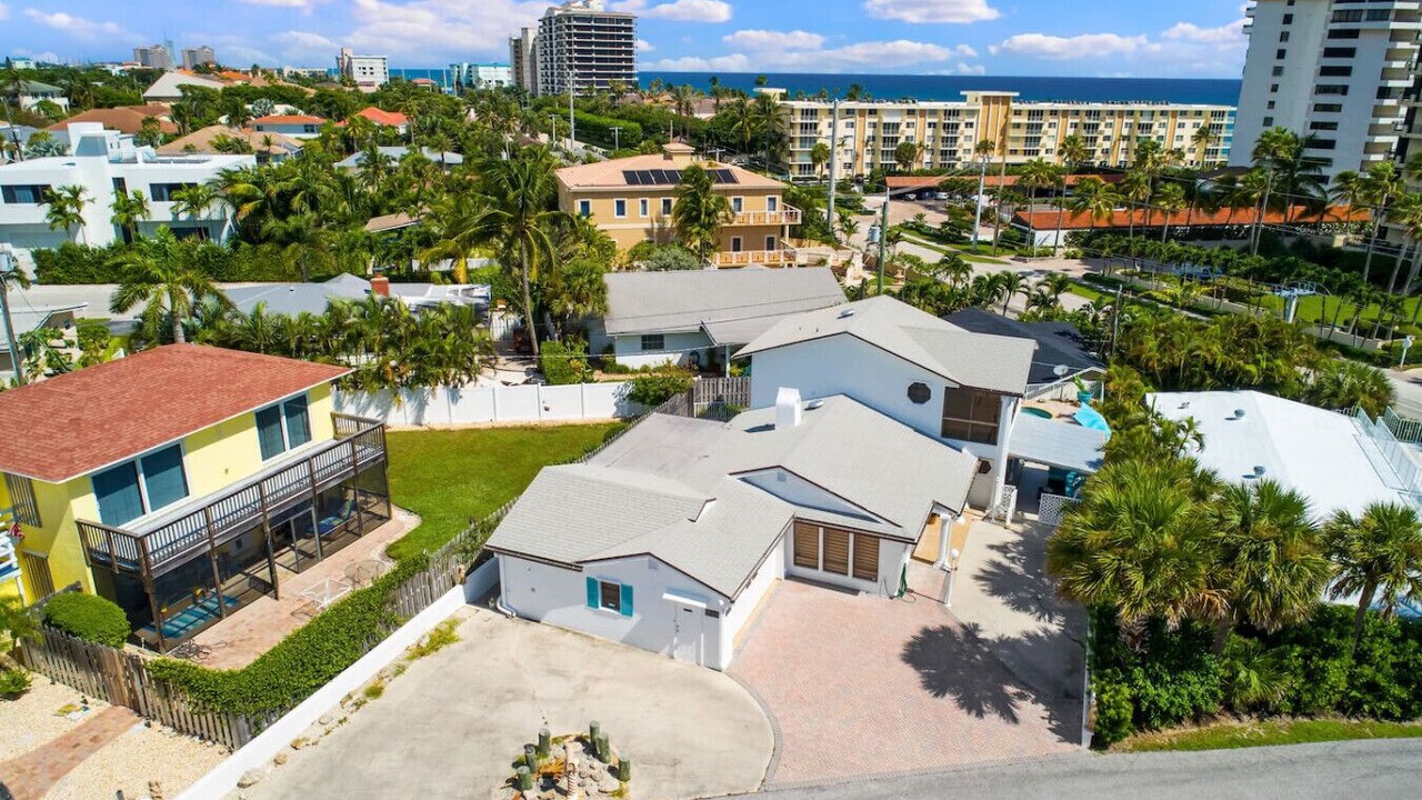 Photo of Outdoor in Juno Beach