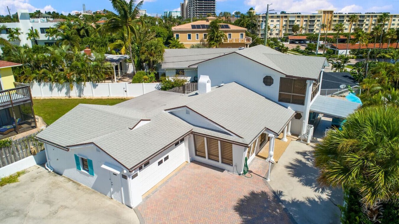 Photo of Outdoor in Juno Beach
