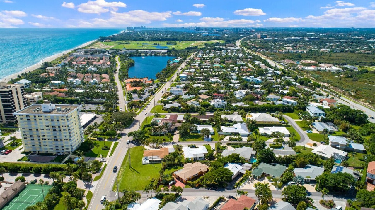 Photo of Outdoor in Juno Beach