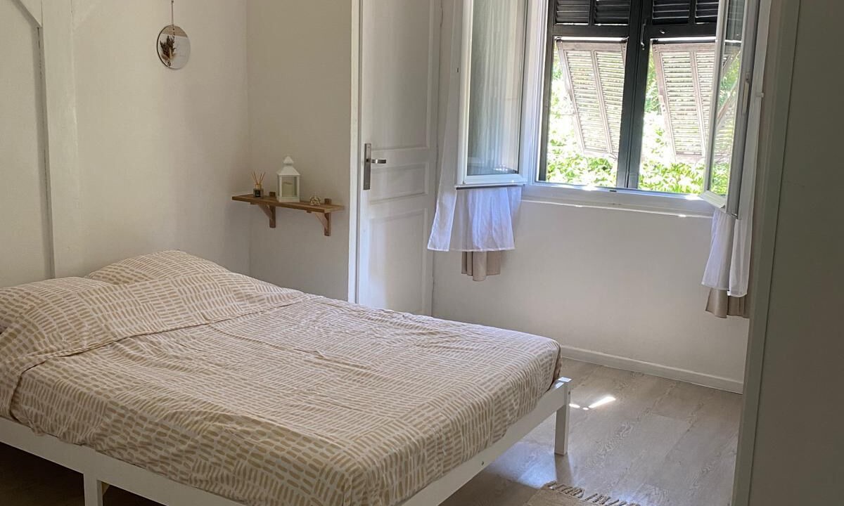 Photo of Bedroom in Peille