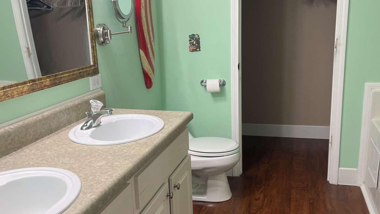 Photo of Bathroom in Core Creek
