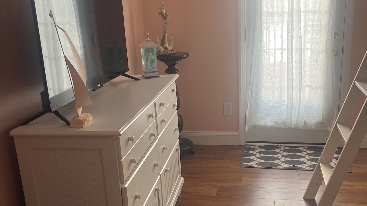 Photo of Bedroom in Core Creek