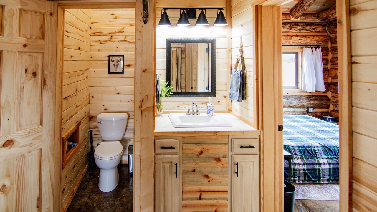 Photo of Bathroom in Blanding