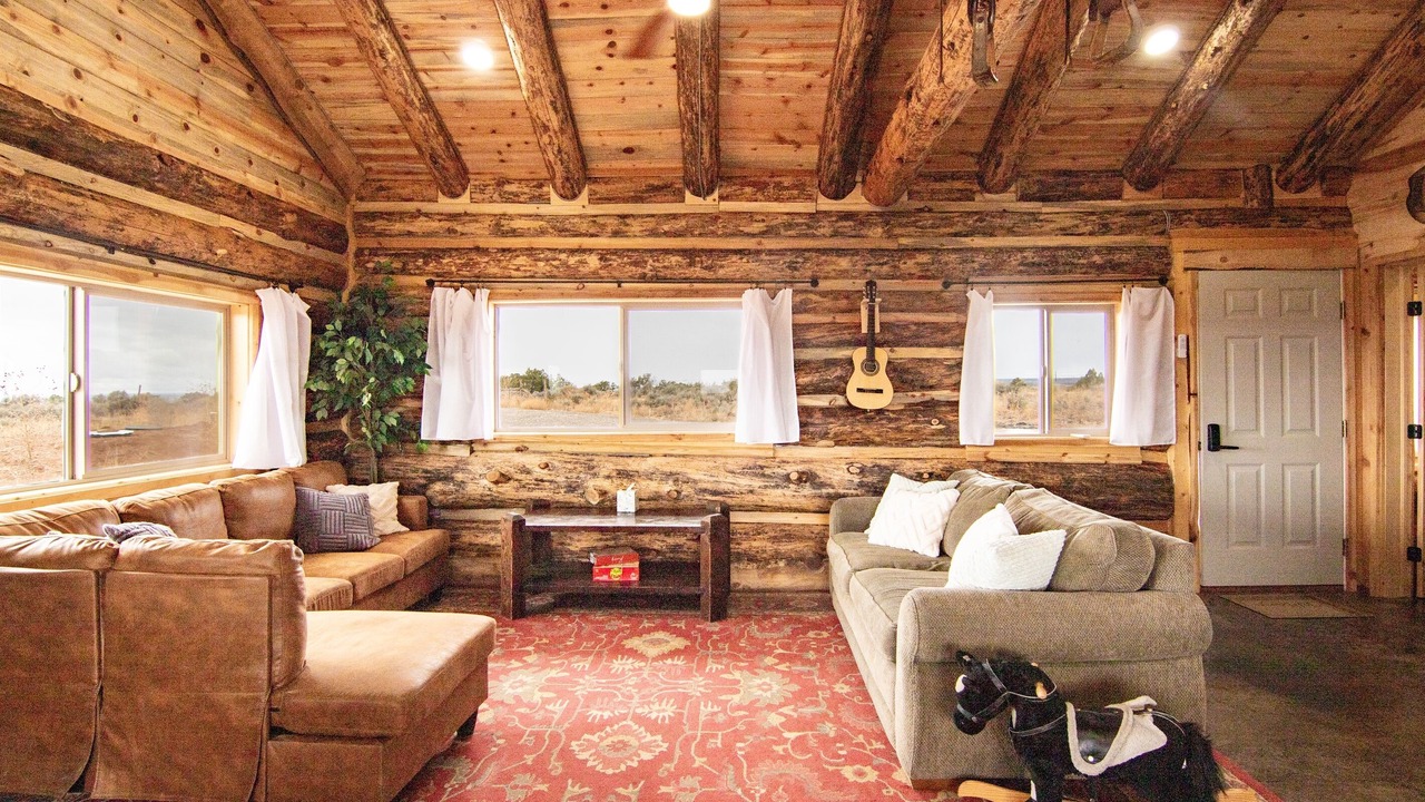 Photo of Livingroom in Blanding