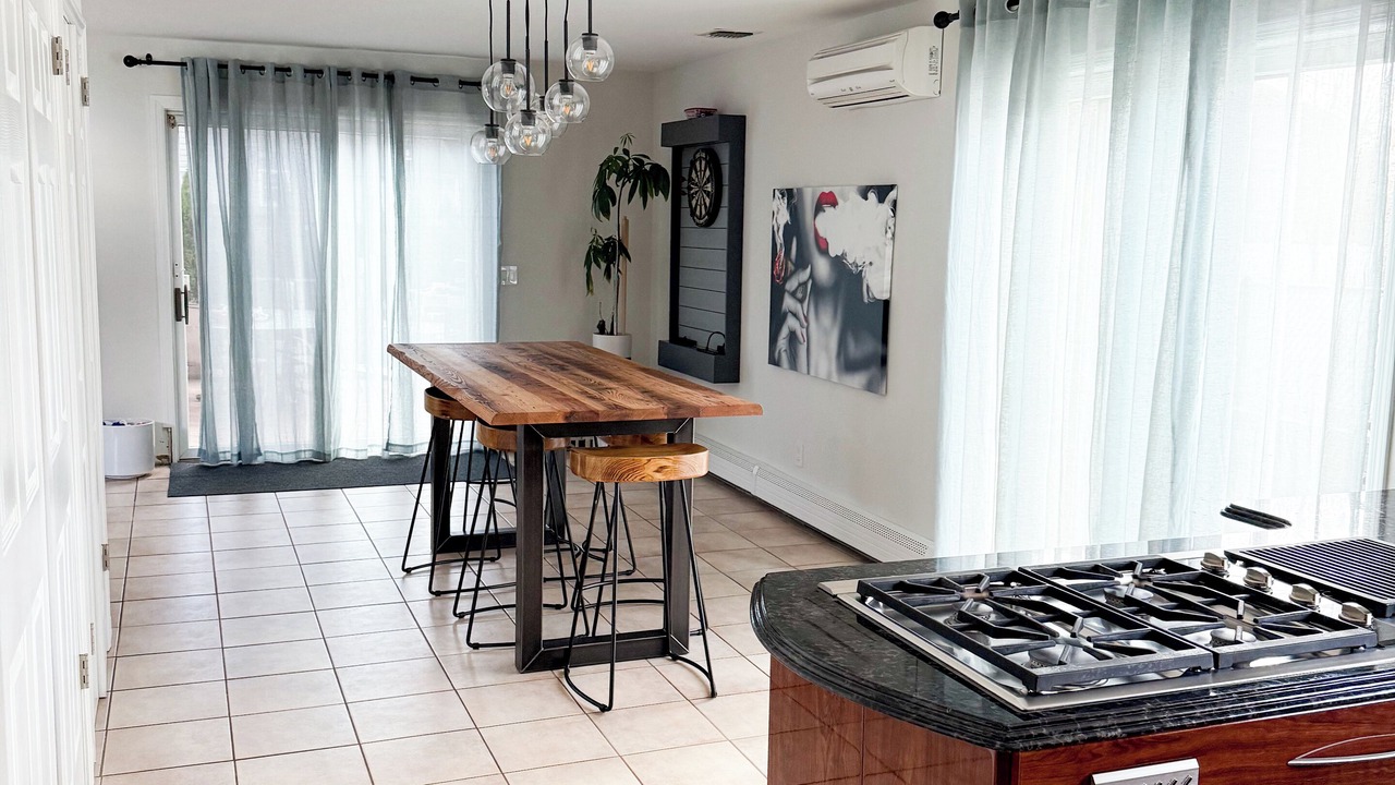 Photo of Others in Islip