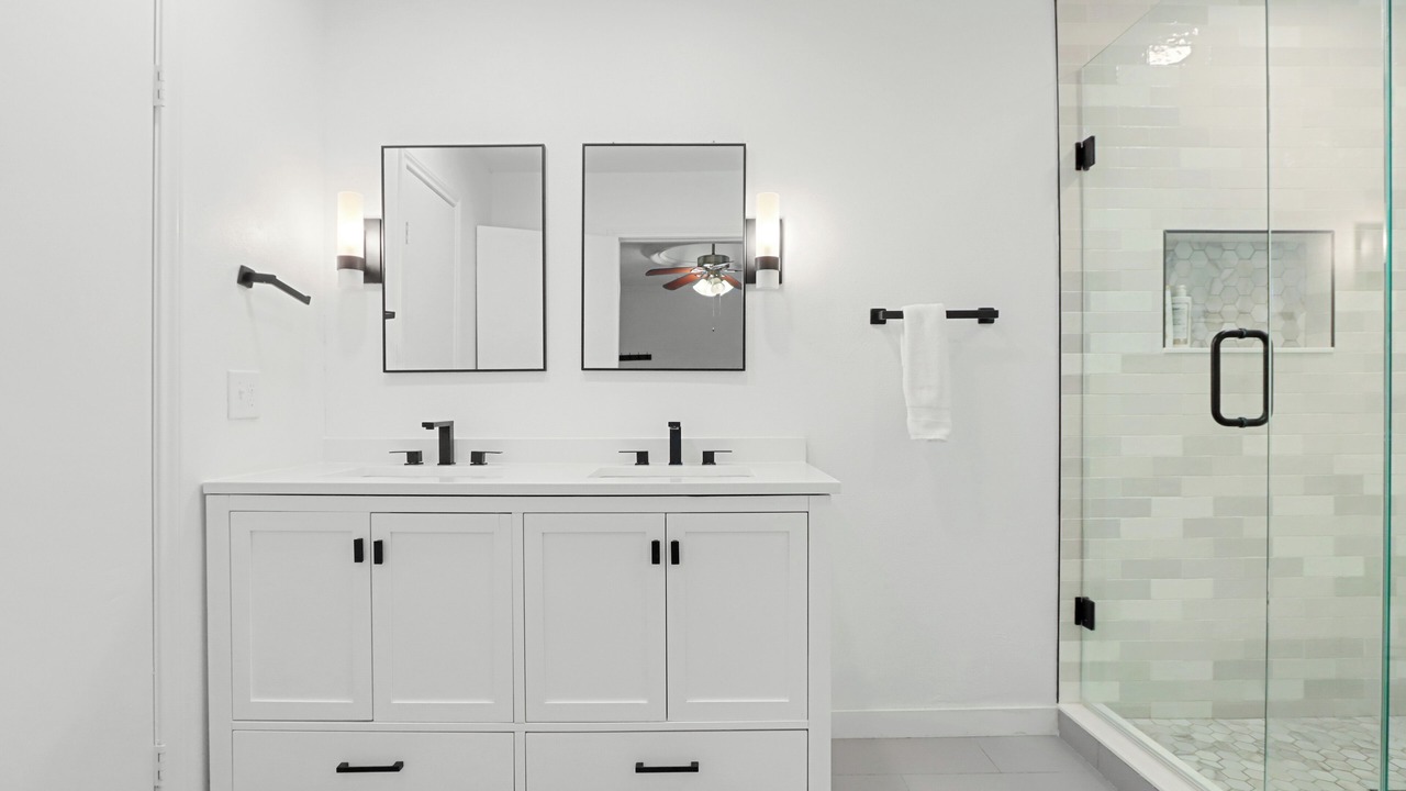 Photo of Bathroom in Parker