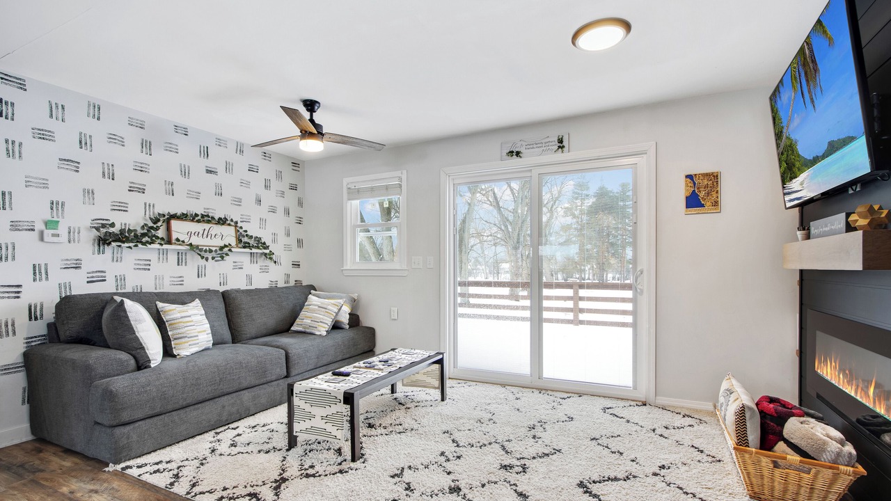 Photo of Livingroom in Orchard Park