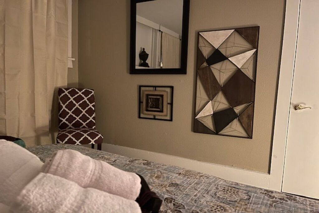 Photo of Bedroom in Freetown - Port Rico
