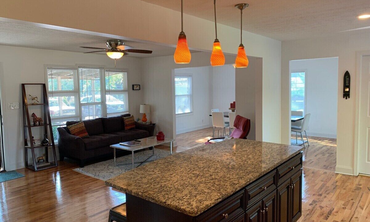 Photo of Livingroom in Kennesaw